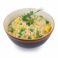 Rice with egg and green peas