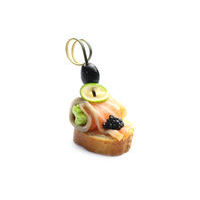 2511. Canape with lightly salted salmon