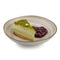 Pistachio cheesecake with cherry confiture
