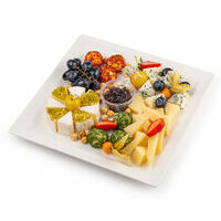 1608. Cheese platter