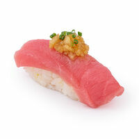 Maguro nigiri